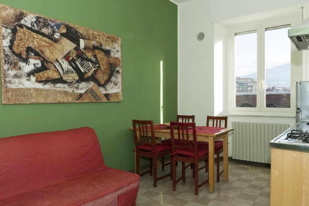 Ospitaci Appartamenti Viale Mezzetti Foligno Bagian luar foto