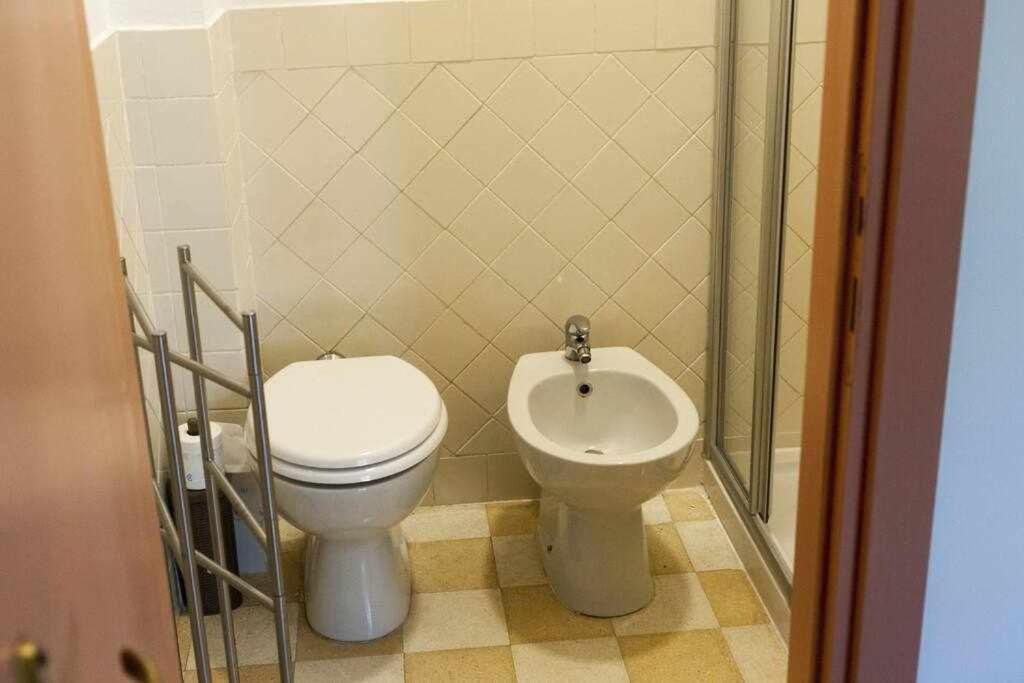 Ospitaci Appartamenti Viale Mezzetti Foligno Bagian luar foto